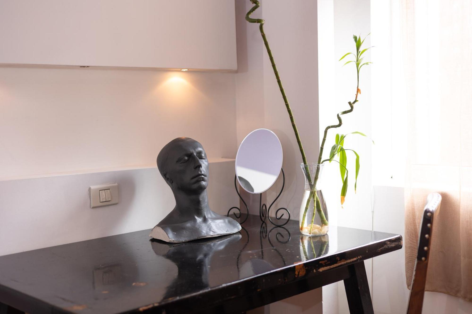 Shared Retro Vintage Luxury Apartment Bucarest Extérieur photo