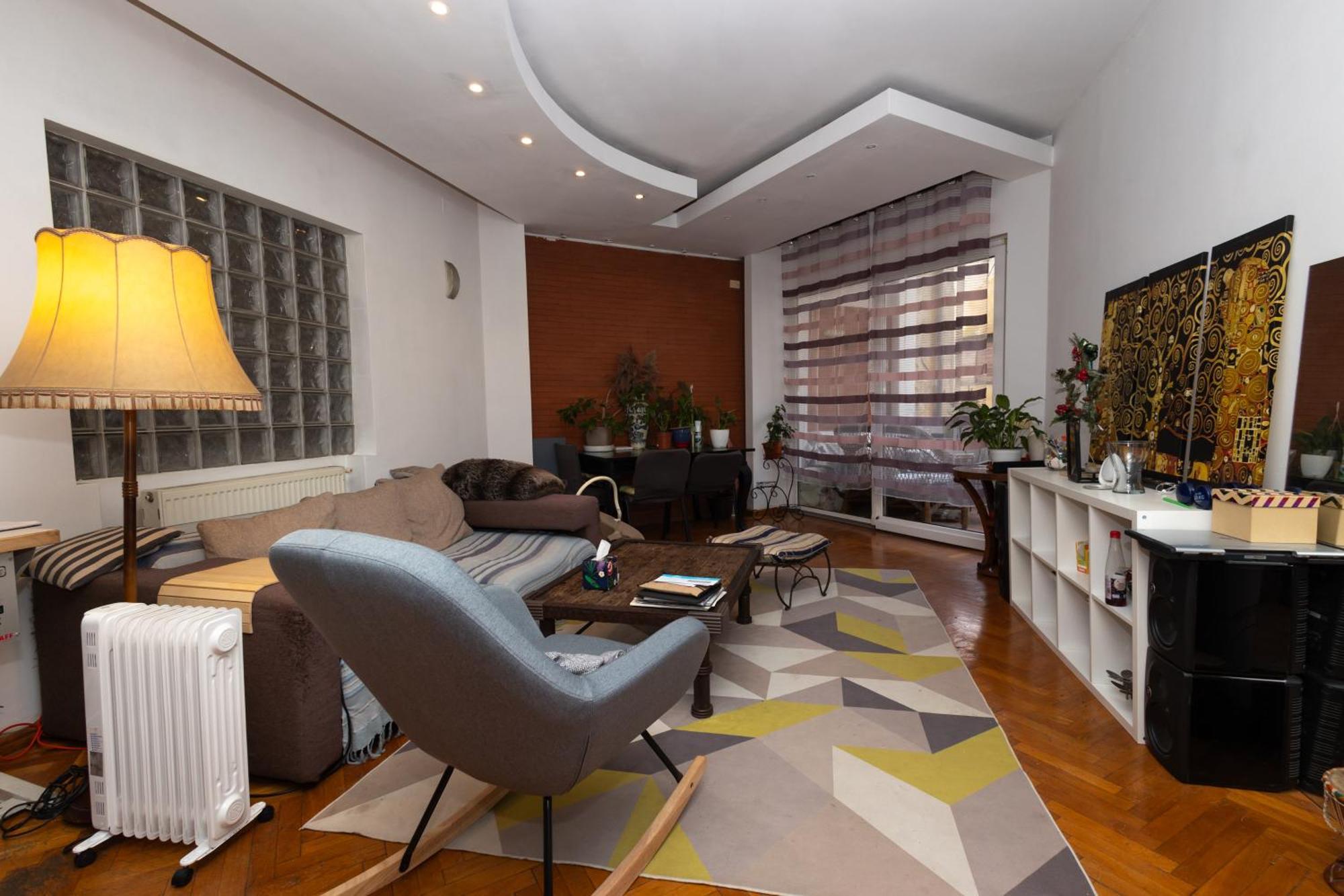 Shared Retro Vintage Luxury Apartment Bucarest Extérieur photo