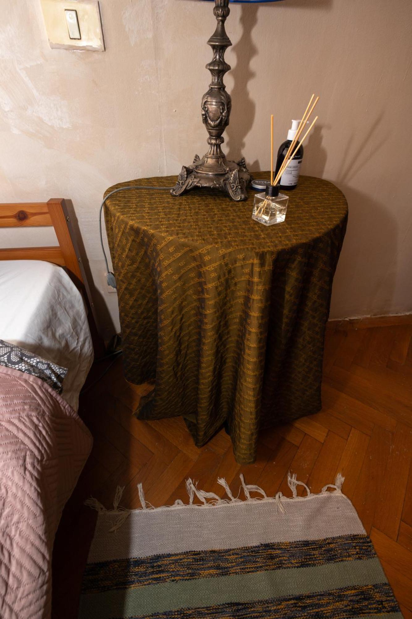 Shared Retro Vintage Luxury Apartment Bucarest Extérieur photo